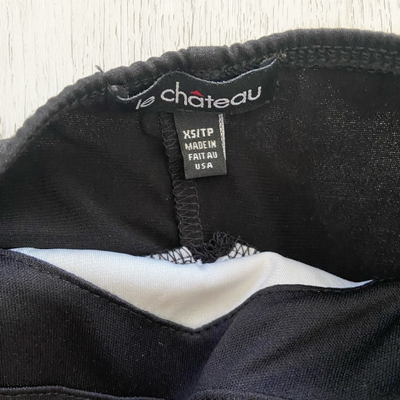 Le Chateau | Sweetheart Strapless Dress - Picture 5 of 7